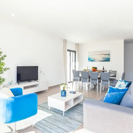 Holiday Home In Algarve With Heated Pool וילה